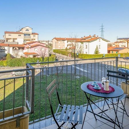 Parma Fiere Studio Con Parcheggio E Balconeアパートメント エクステリア 写真